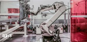 Microsoft为Win10带来机器人系统支持